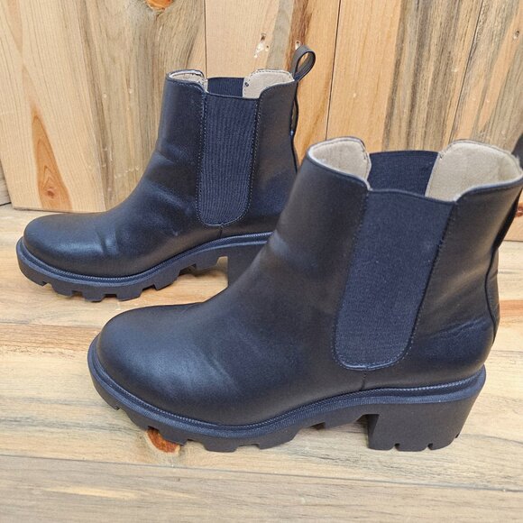 Steve Madden Amulet Biker Boots LIKE NEW! - Picture 4 of 7